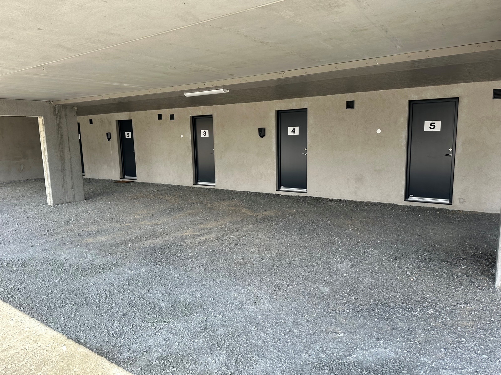 Carportanlegg med8 kvm isolert sportsbod Galleribilde