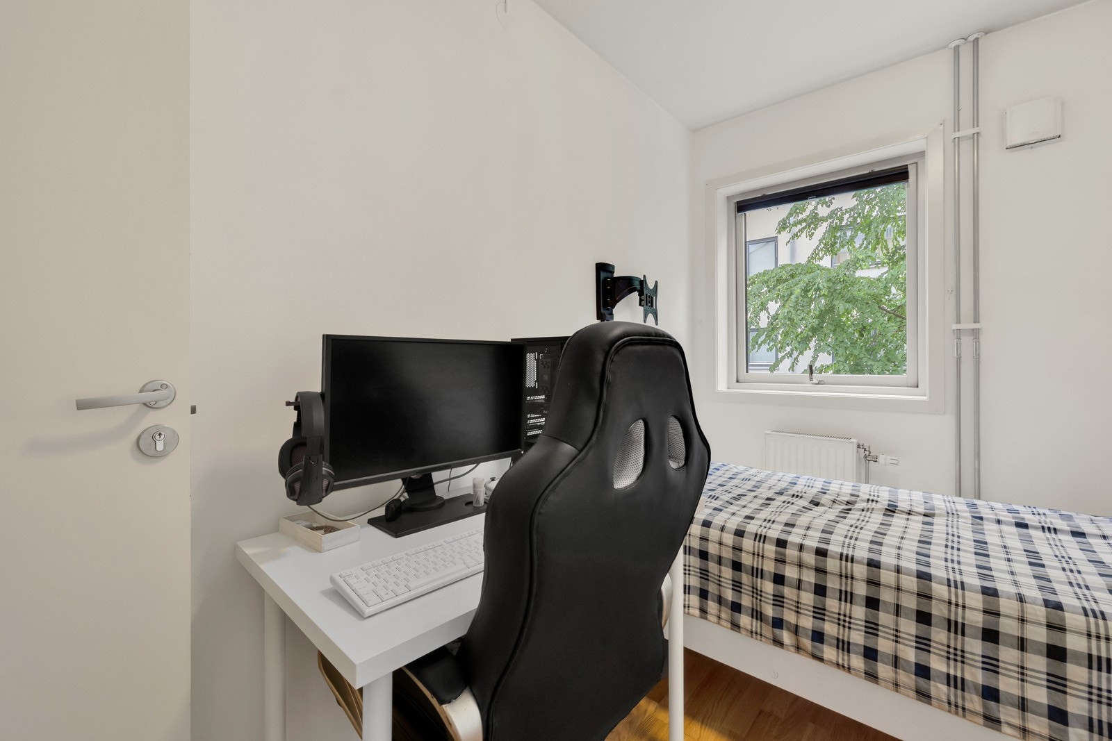 De nøytrale fargevalgene gjør det enkelt å sette sitt eget preg på interiøret. Galleribilde