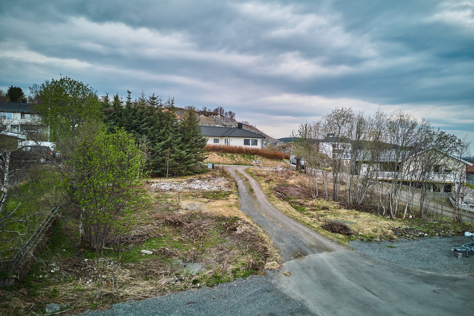 Vei til nabo nedenfor vil tilrettelegges for! Galleribilde