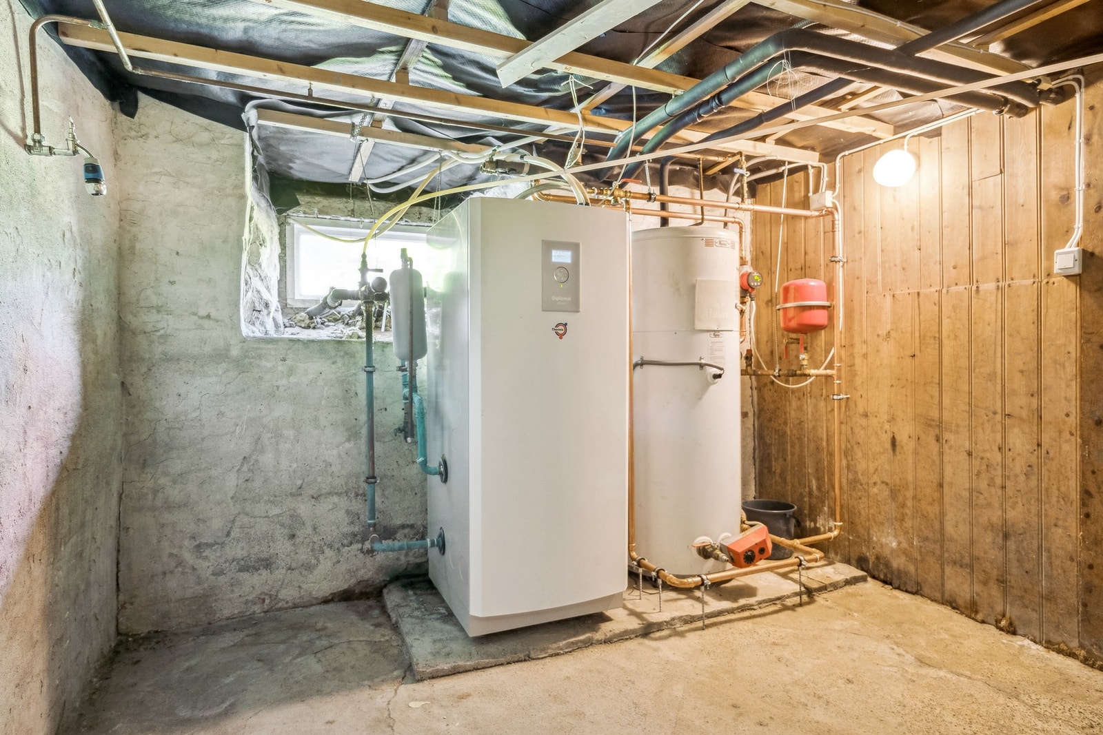 Kjeller med system for vannbåren varme Galleribilde