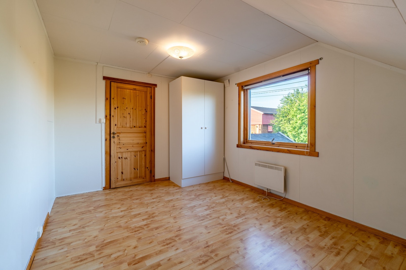 Det tredje soverommet er også av god størrelse med vindu mot øst. Galleribilde