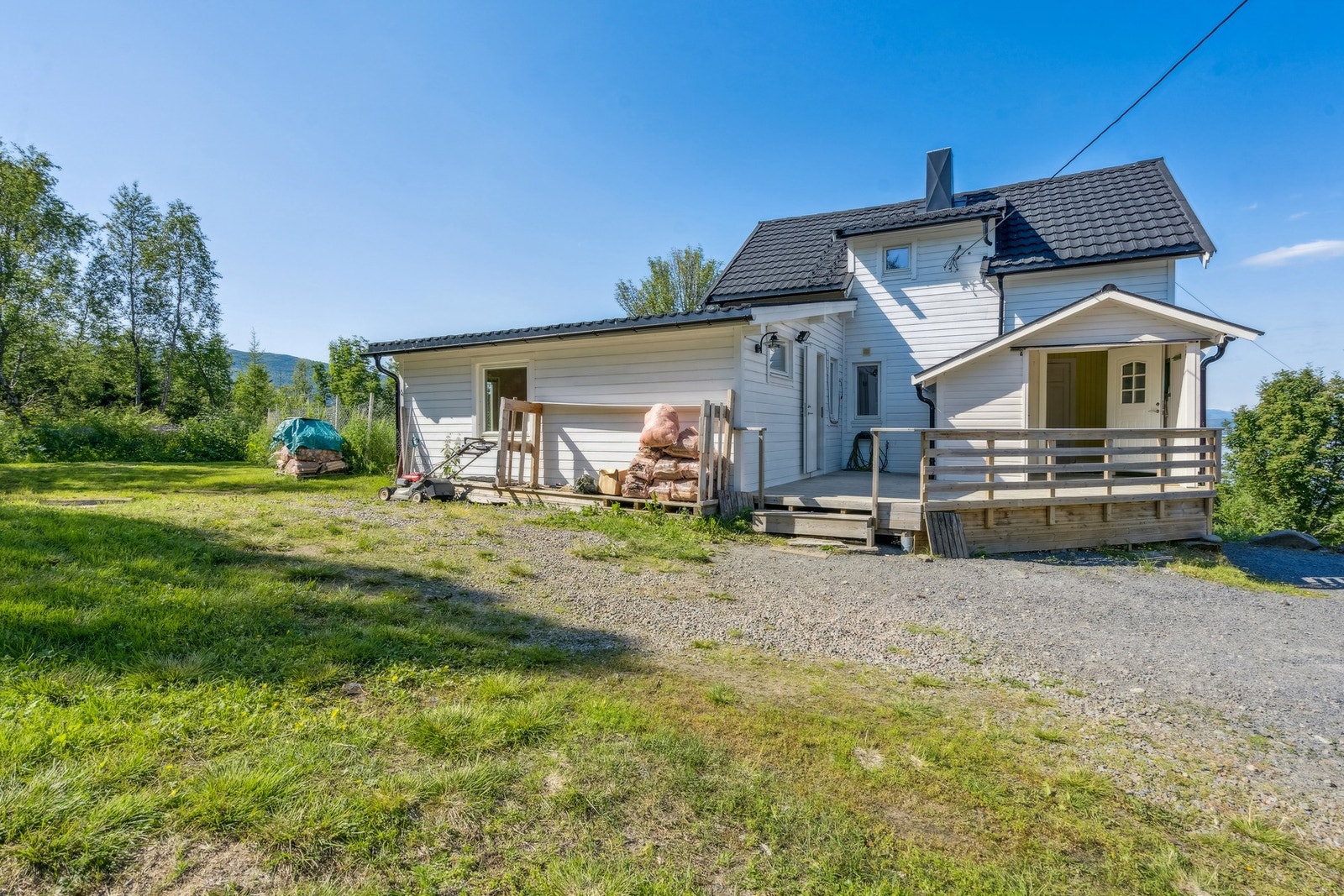 Uteområdet bak boligen Galleribilde