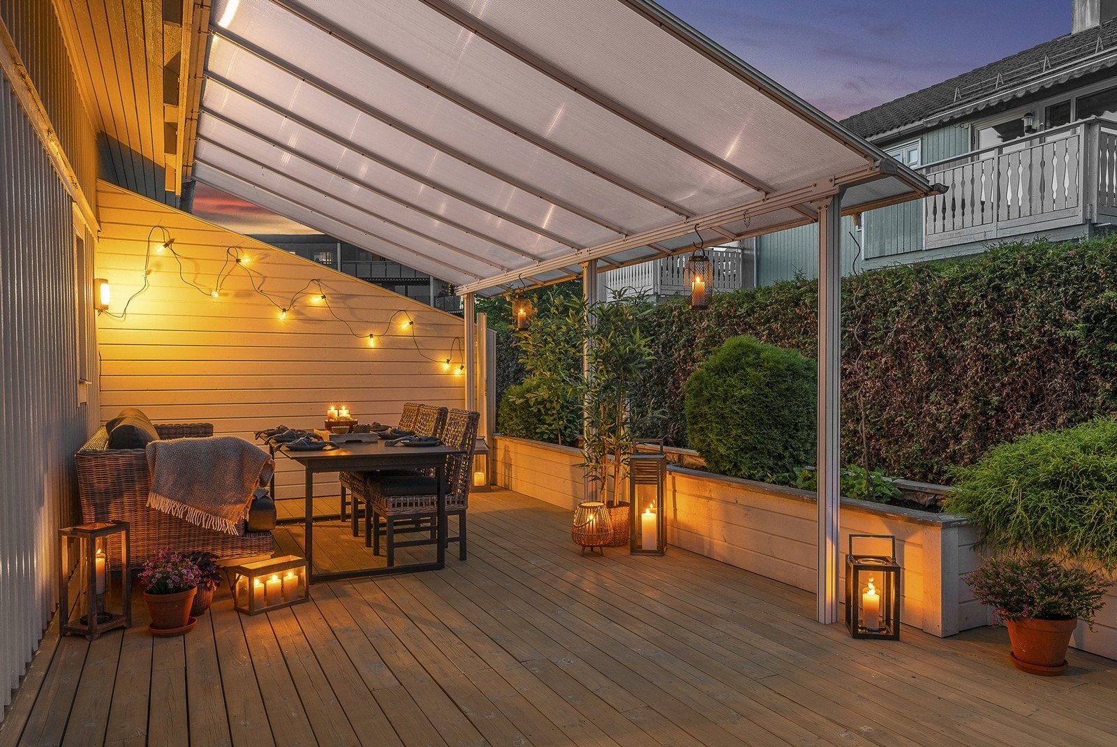 Denne ligger skjermet til, så her kan man nyte sommeren tross regn og vind. Galleribilde