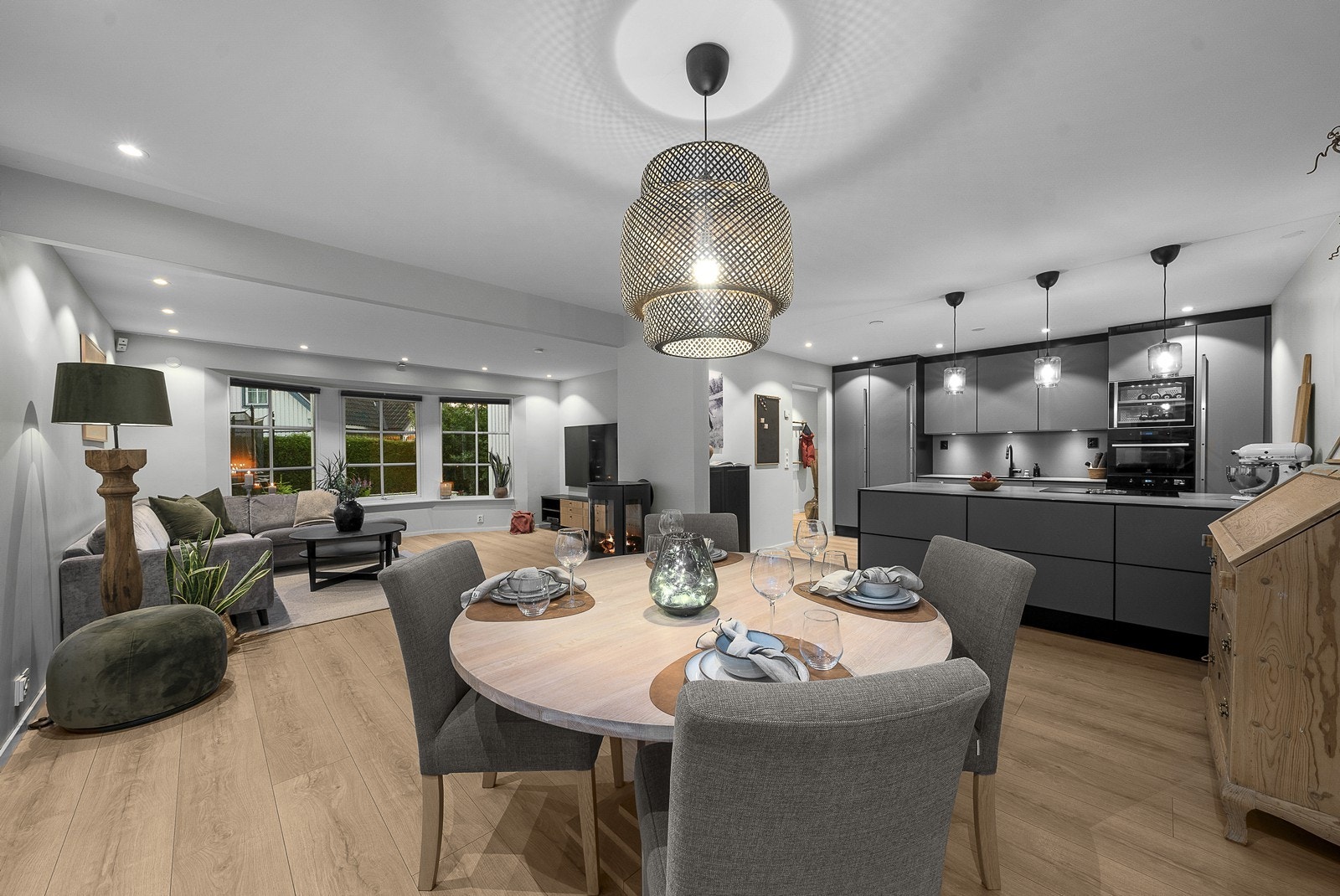 Kveldsstemning - Stue Galleribilde