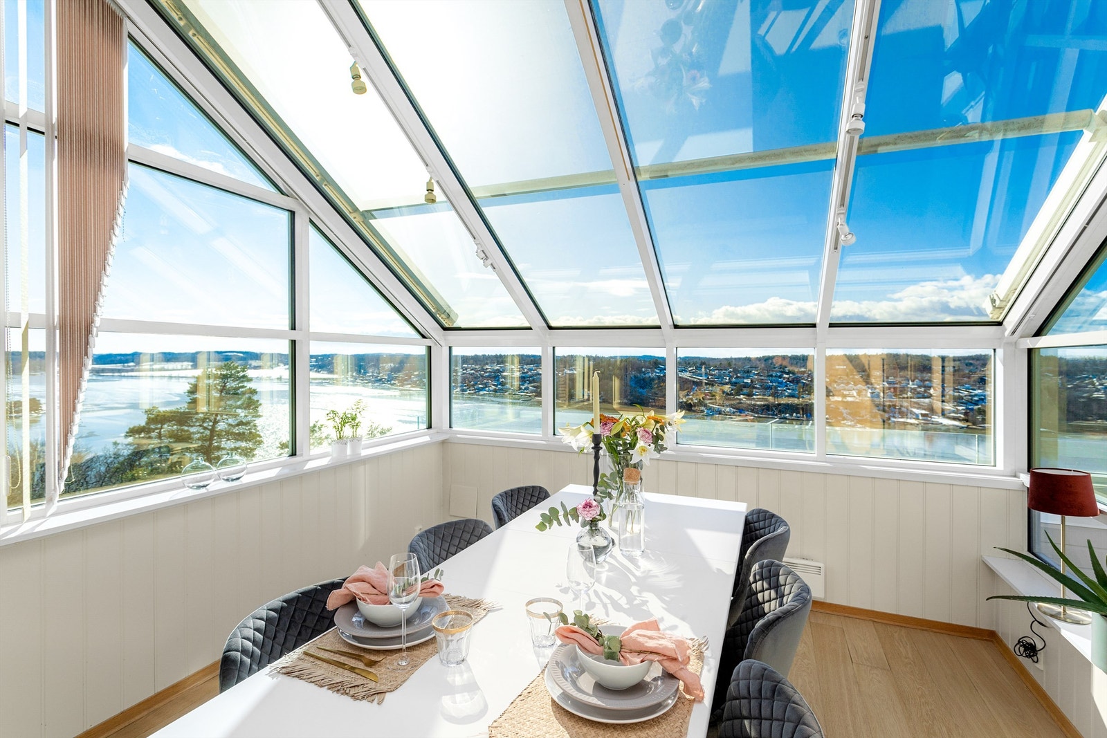 Spiseavdeling i kjøkken Galleribilde