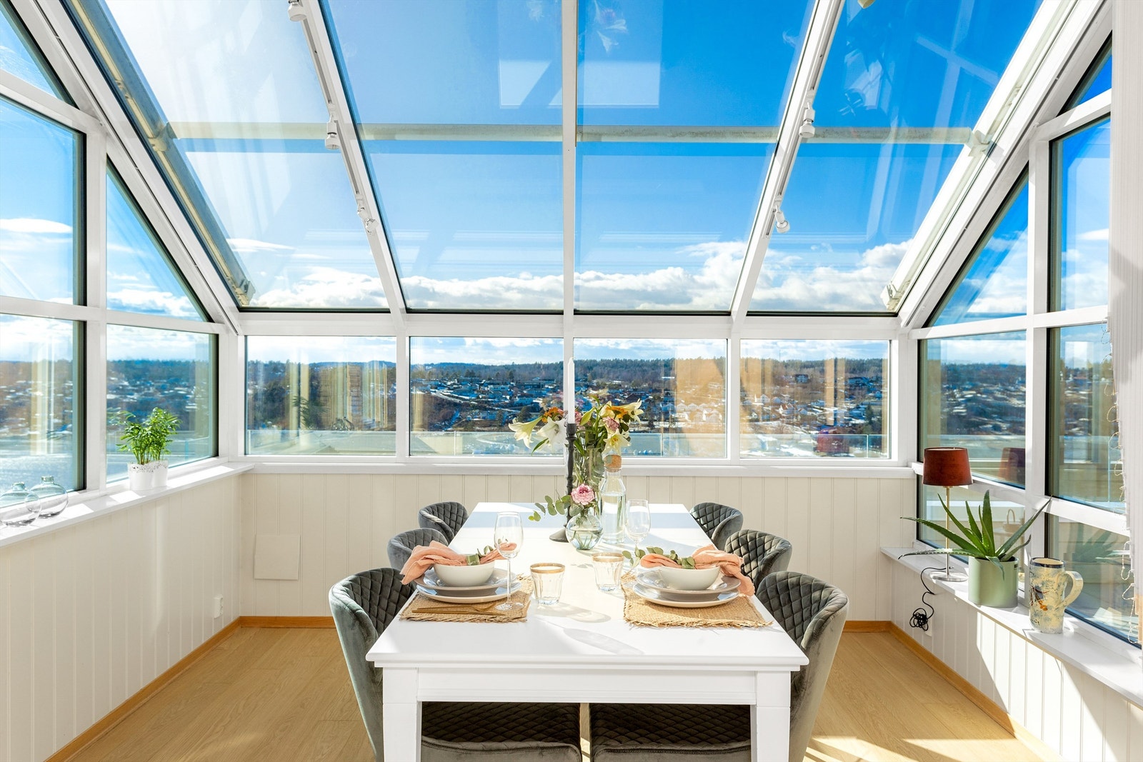 Spiseavdeling i kjøkken Galleribilde