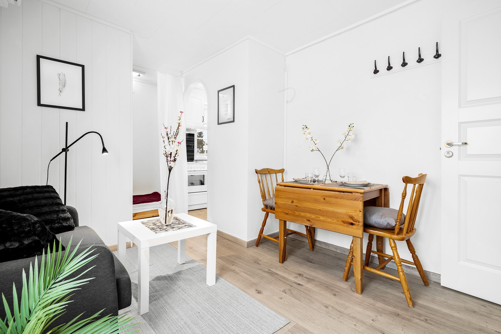 Stue med spisebord Galleribilde