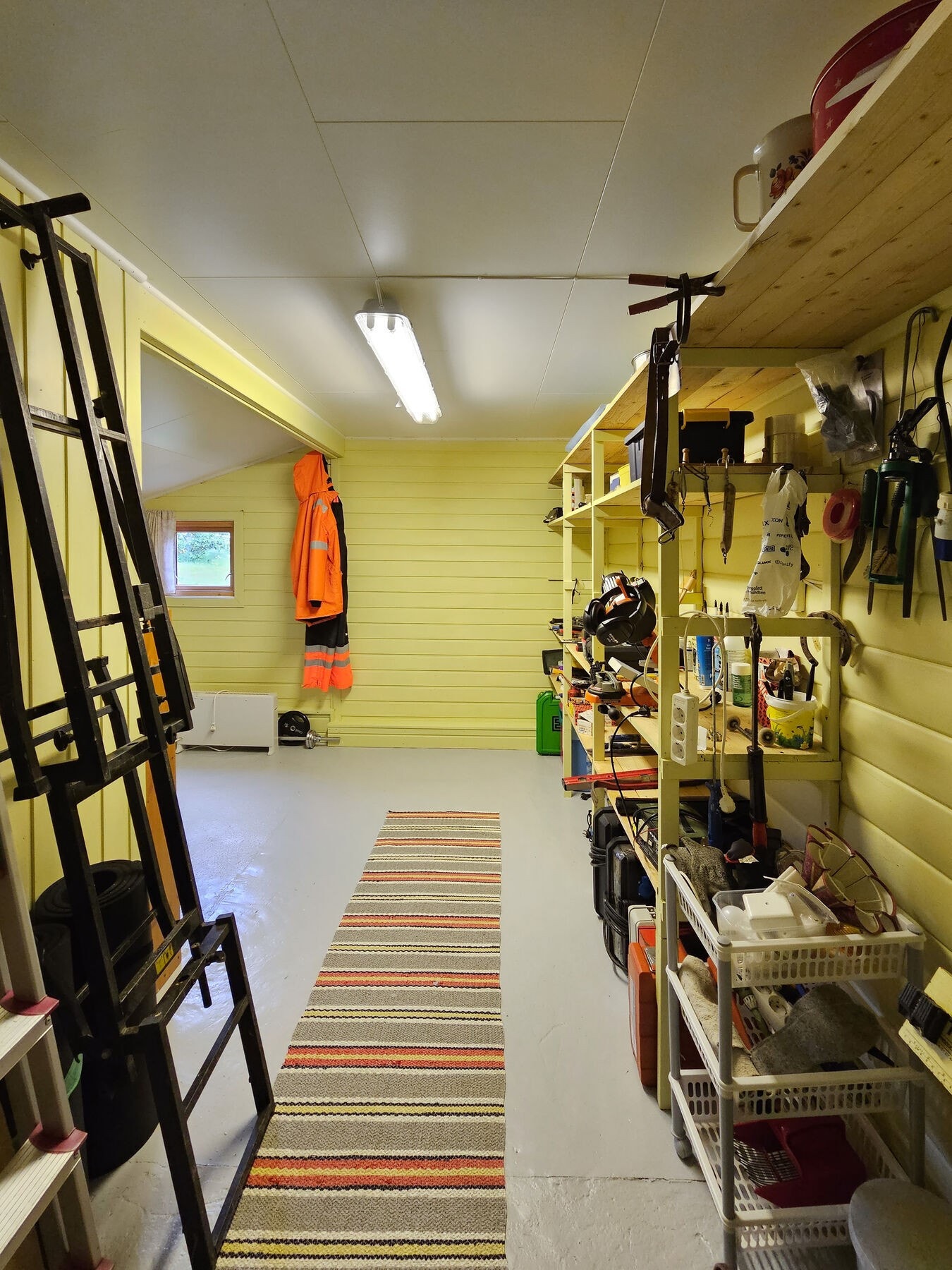 Praktisk bod som gir god lagringsplass. Galleribilde