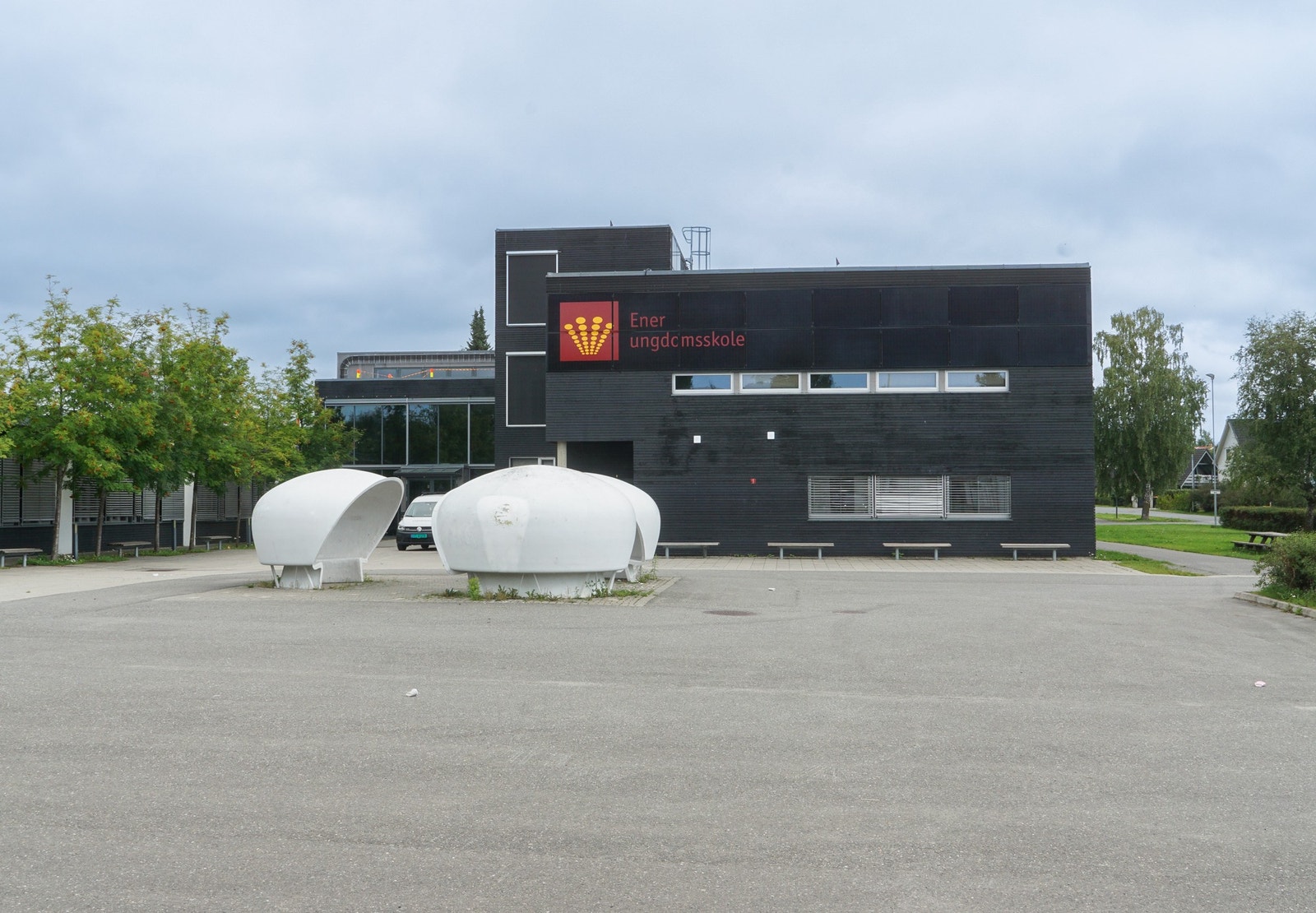 Kort veg til ungdomsskole Galleribilde