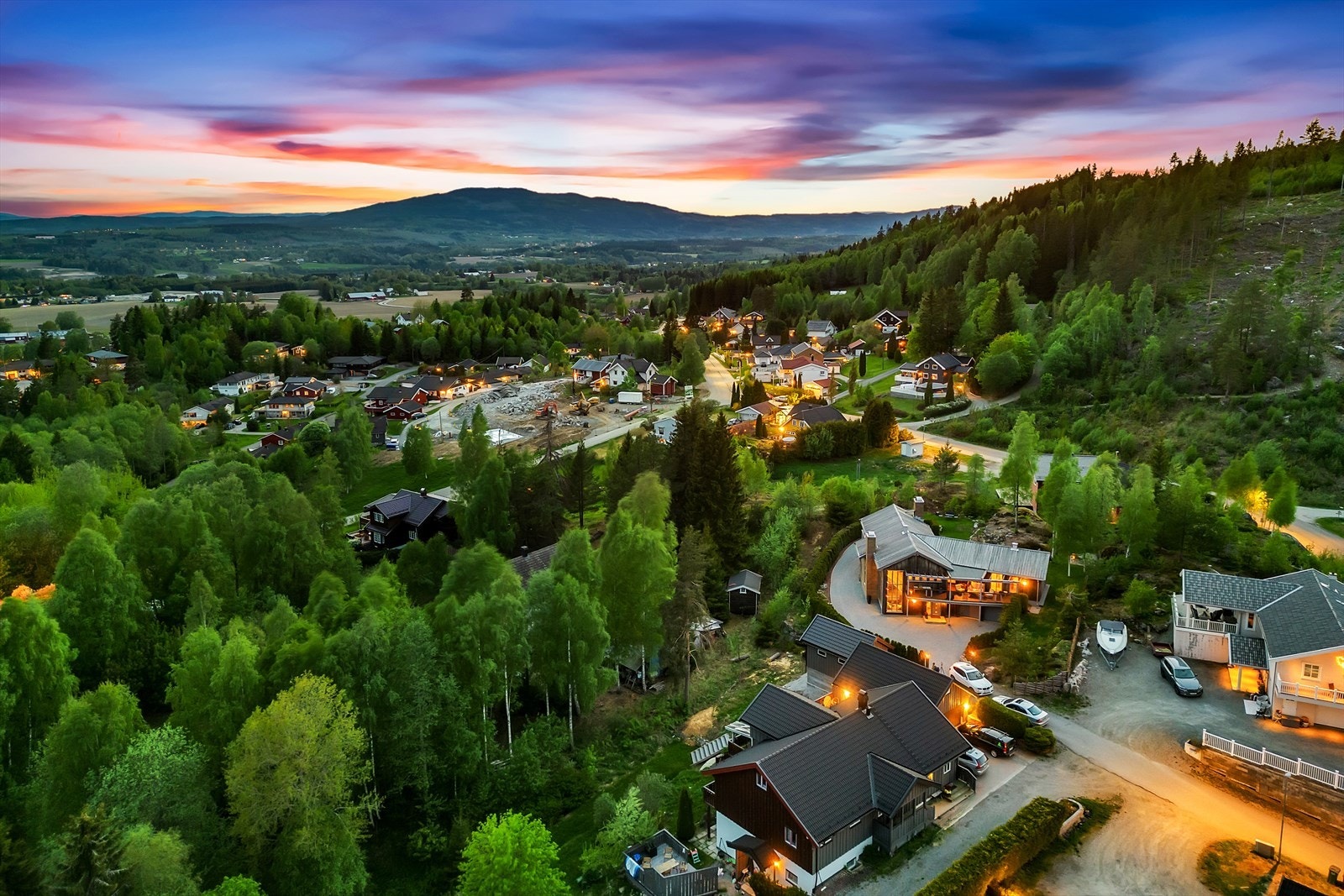 Attraktivt, barnevennlig og sentralt boligområde, øst for Sundet i Eidsvoll kommune. Galleribilde