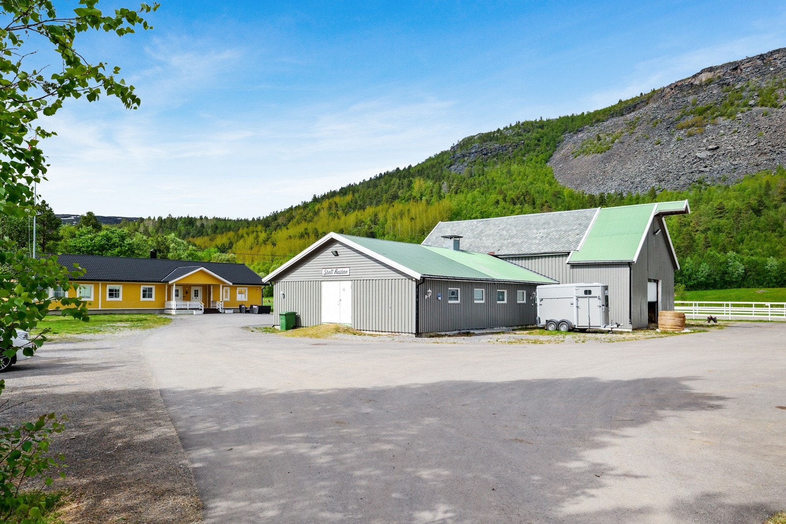 Gjestestall Galleribilde