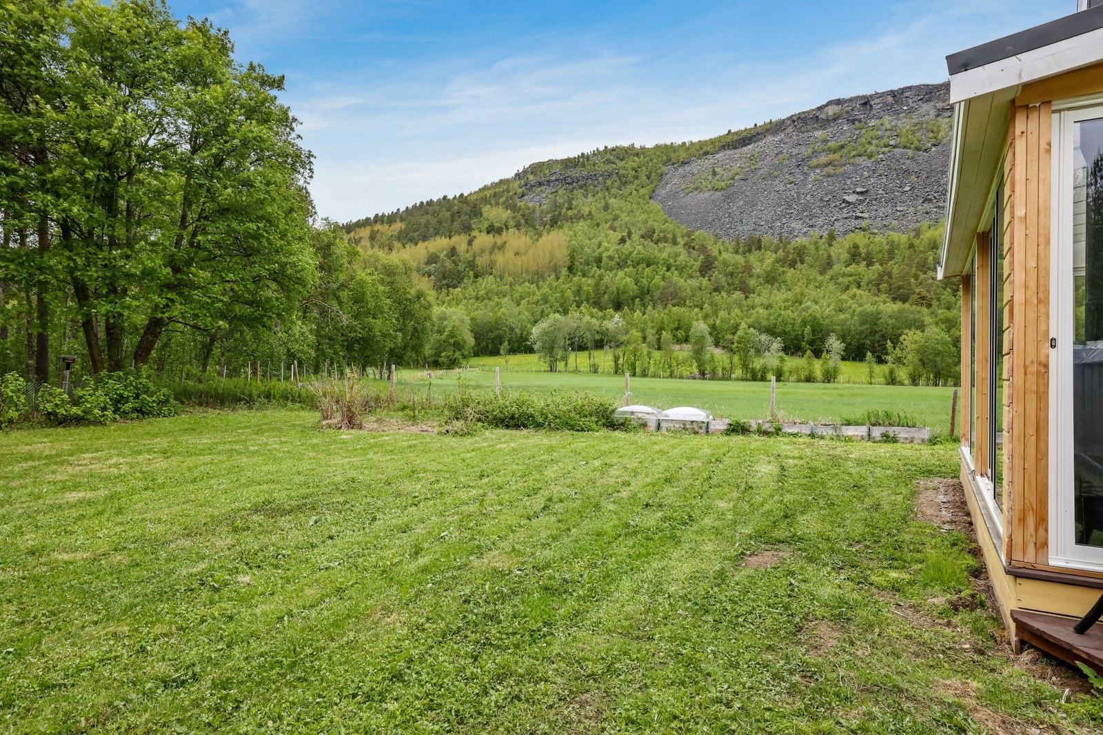 Eiendommen ligger landlig til Galleribilde