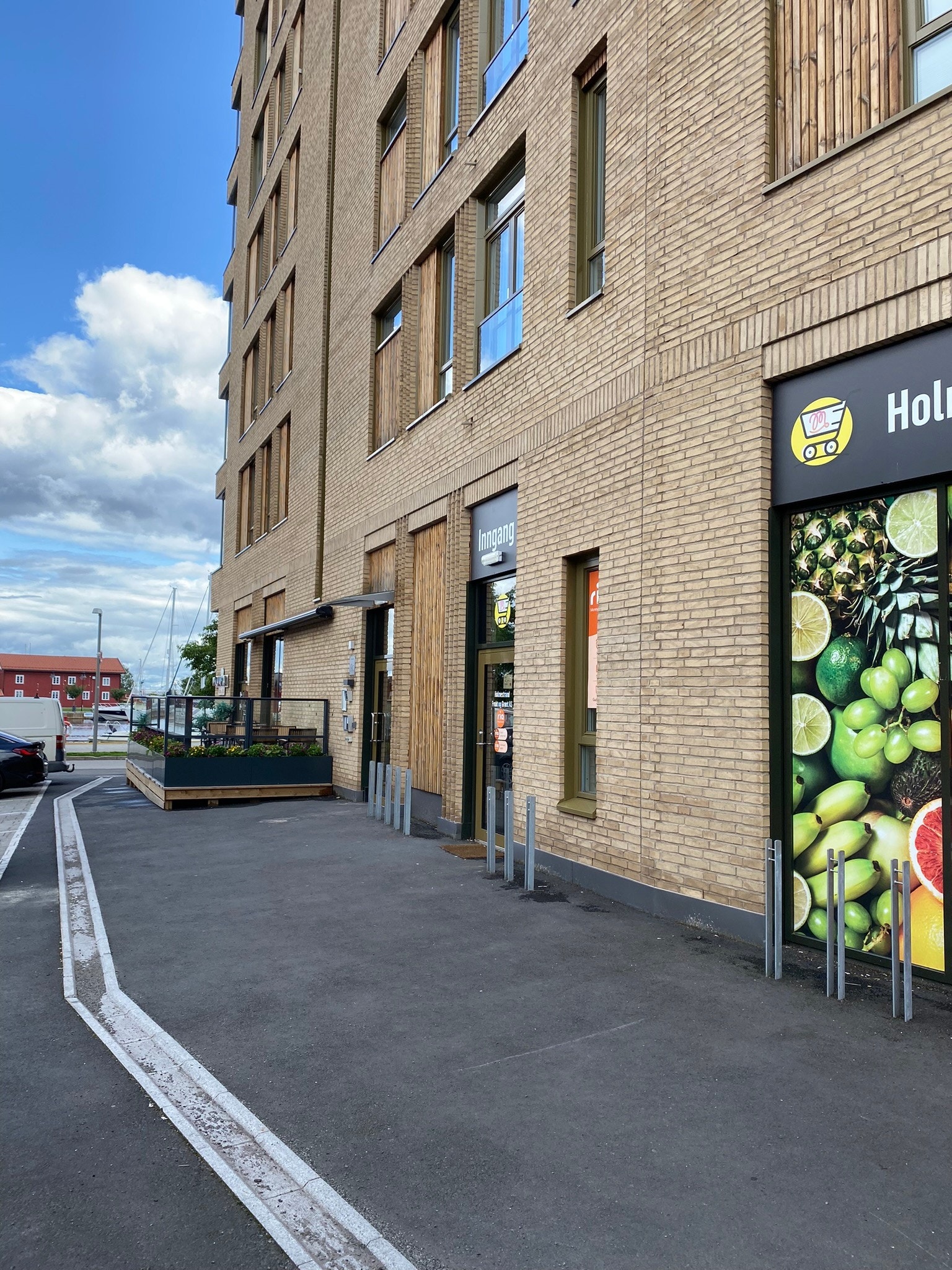 Umiddelbar nærhet til bryggen og havnefront Galleribilde