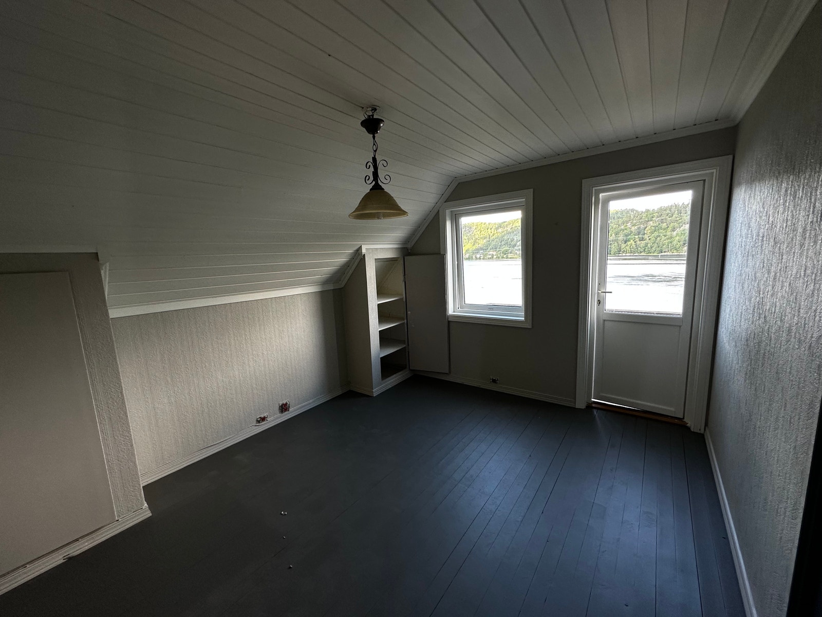 Soverom 1, med balkong. Galleribilde