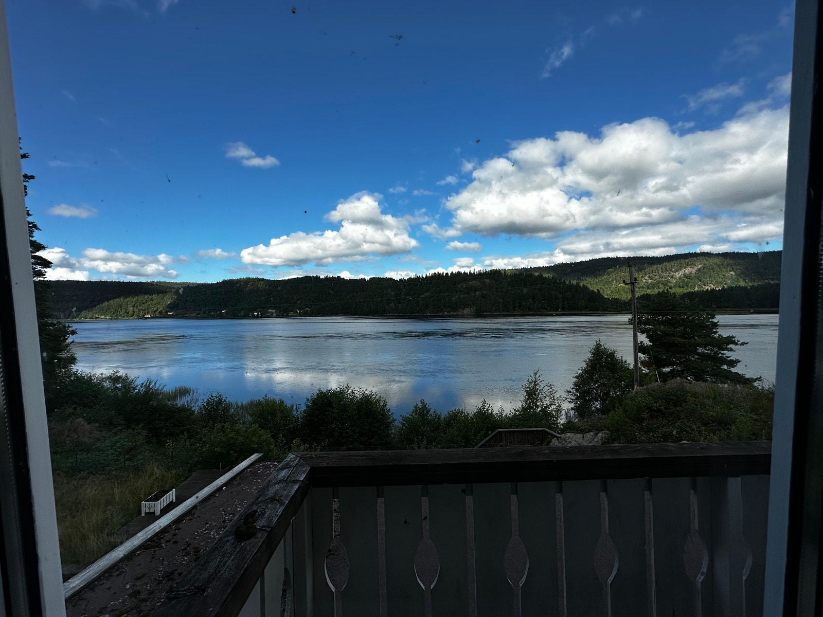 Utsikt fra vindu. Galleribilde