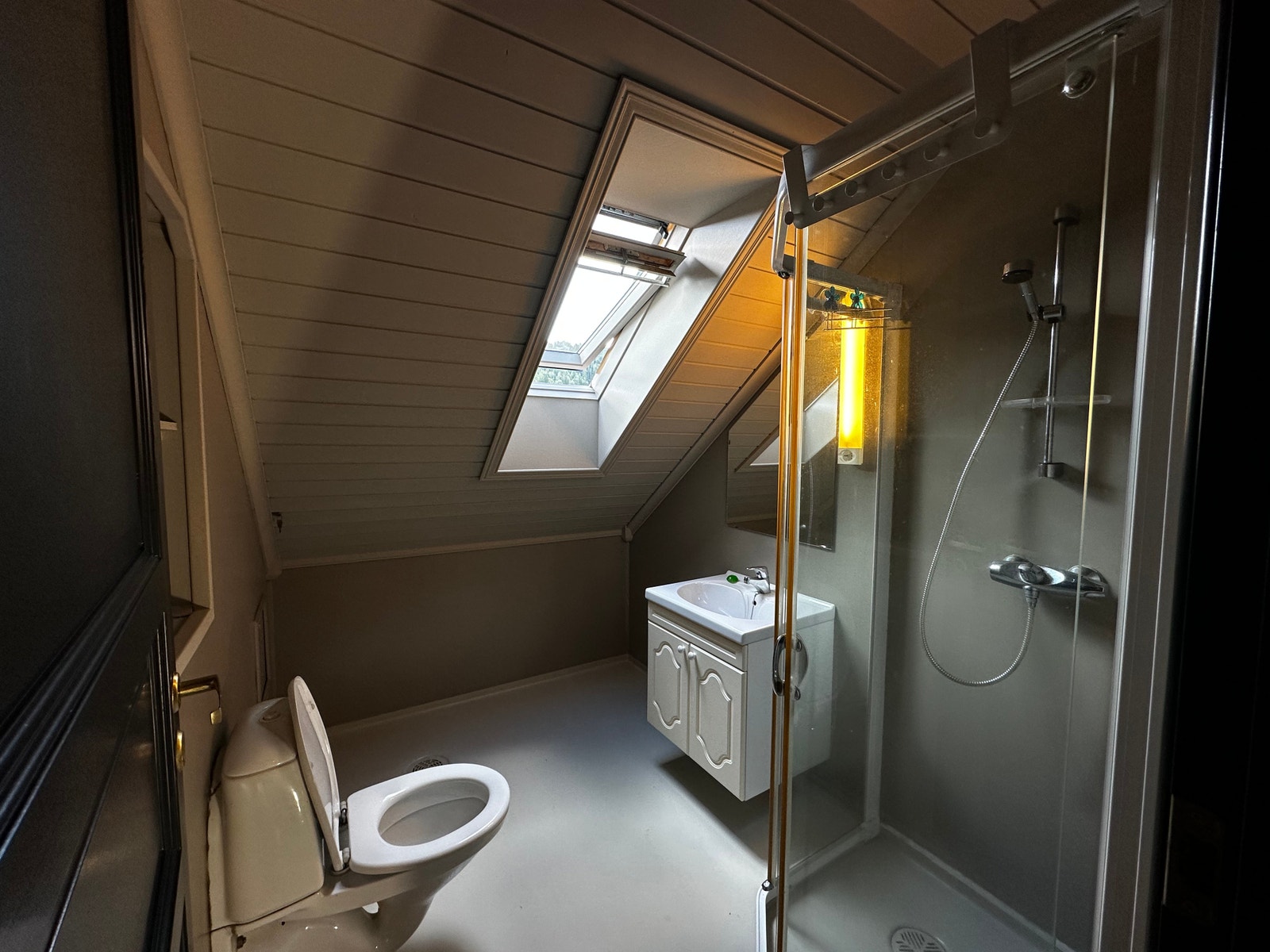 Badet. Galleribilde