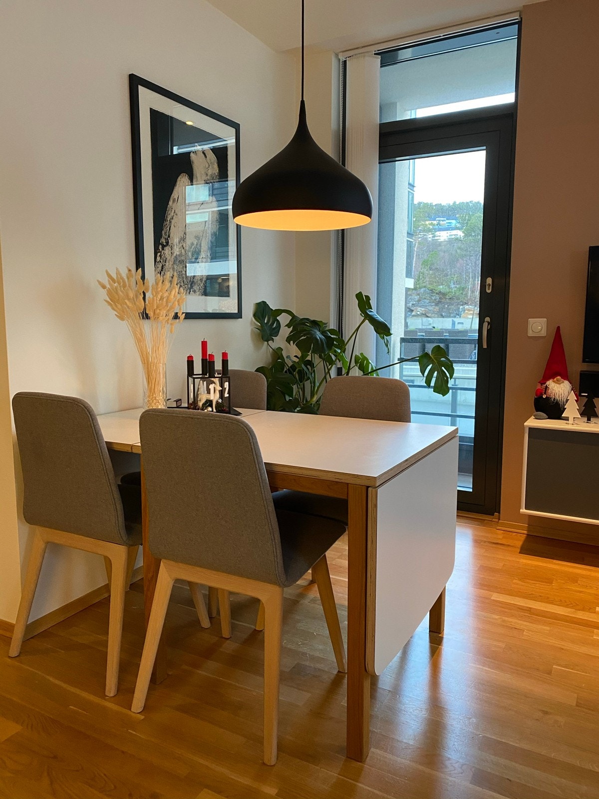 Koselig spisestue Galleribilde