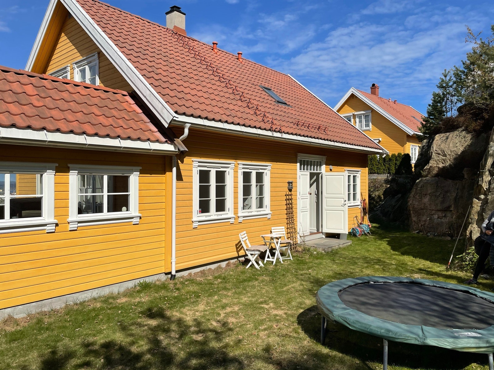 Lun bakhage Galleribilde