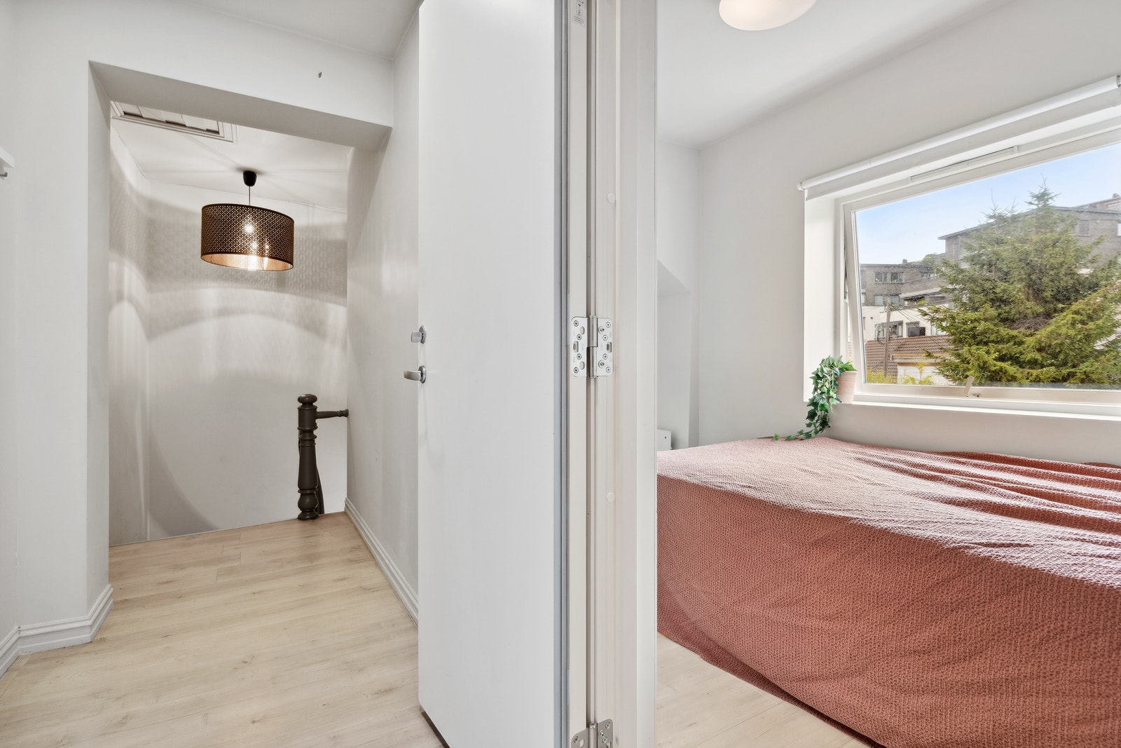 Mellom gang Galleribilde