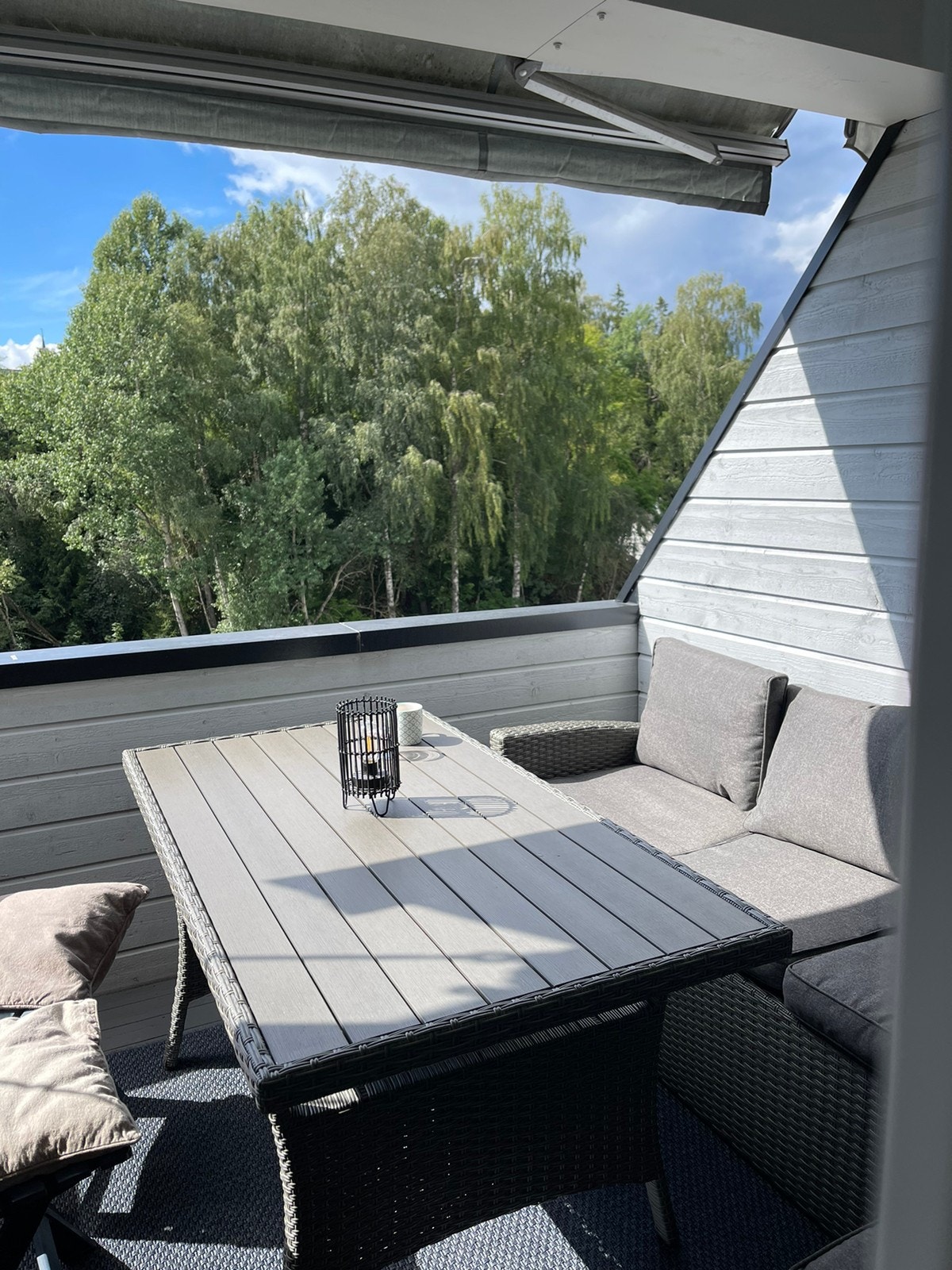 Veranda med sol hele dagen Galleribilde