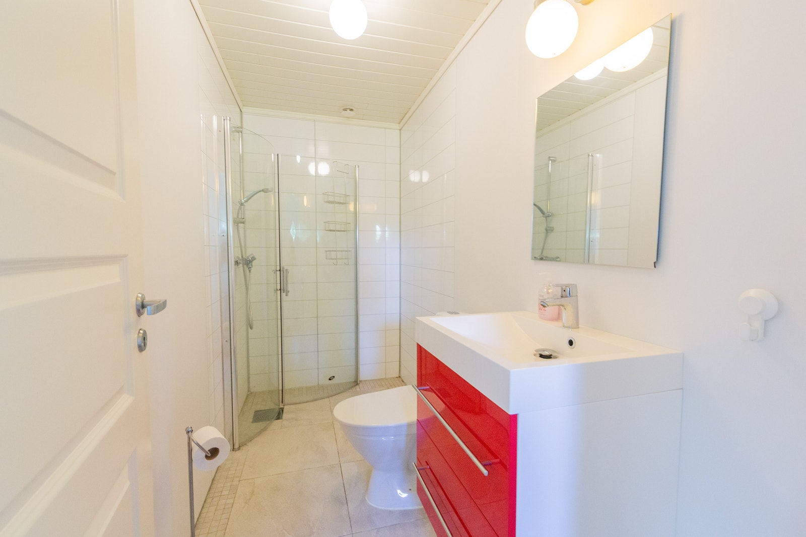 Skrivestue: bad Galleribilde