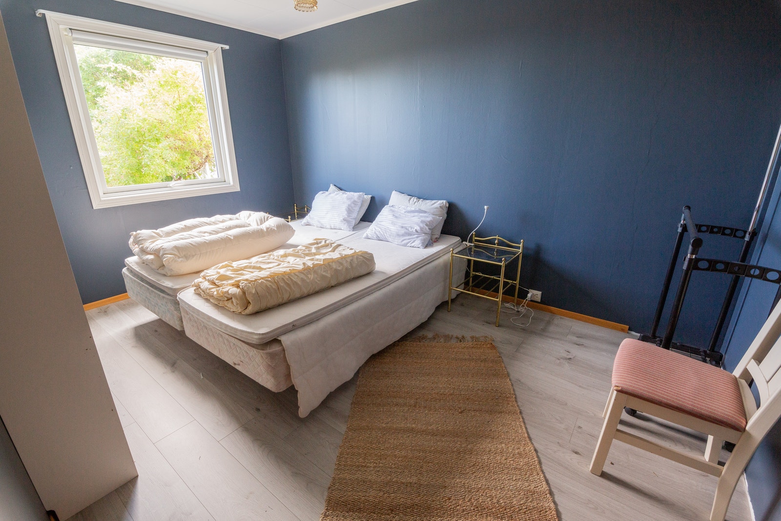 L2: Soverom med dobbelseng Galleribilde