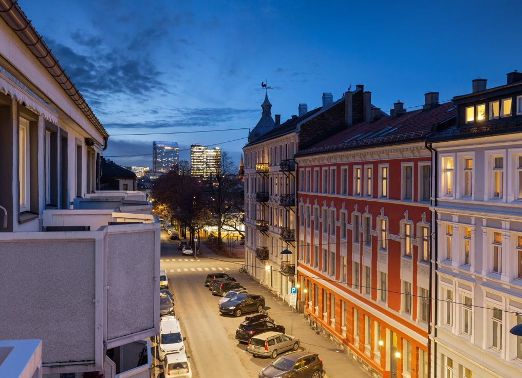 Utsikt fra balkong Galleribilde