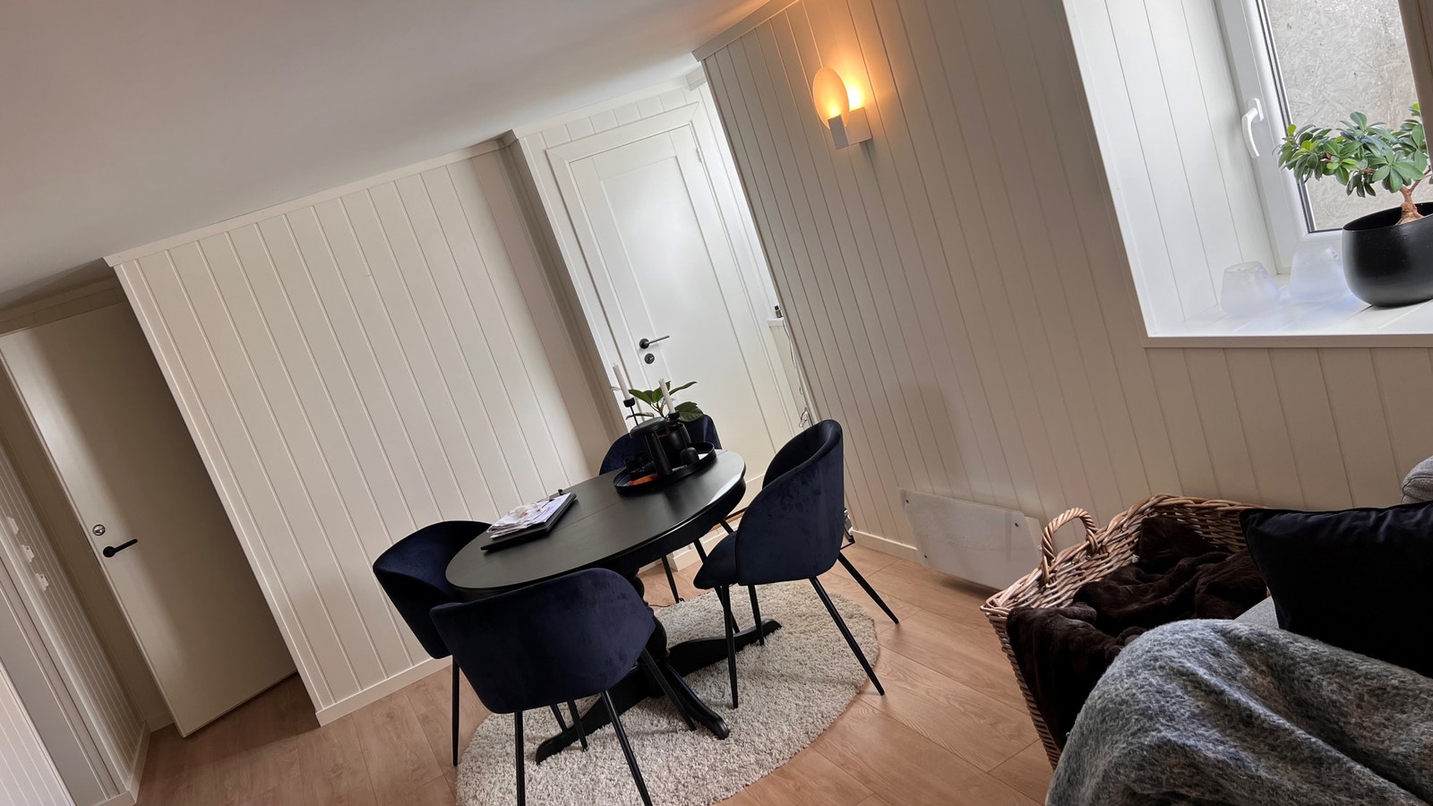 Stue / spisestue Galleribilde