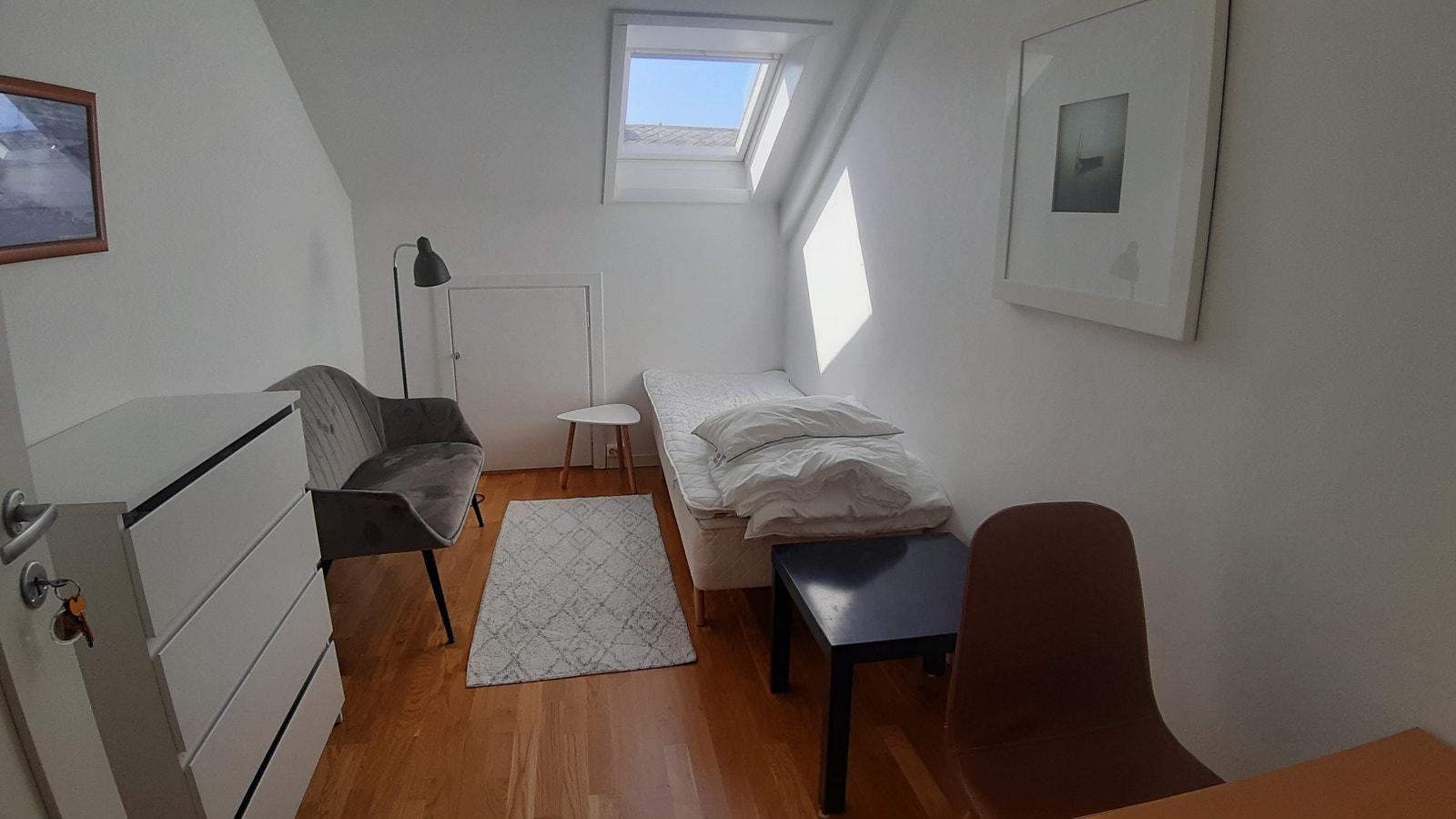 Beboelsesrom nr. 3. Galleribilde