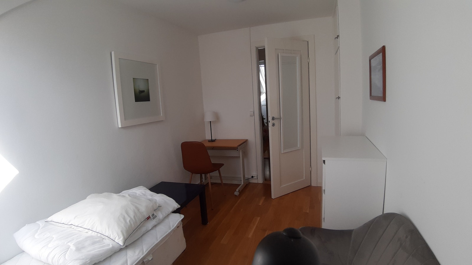 Beboelsesrom nr. 3. Galleribilde