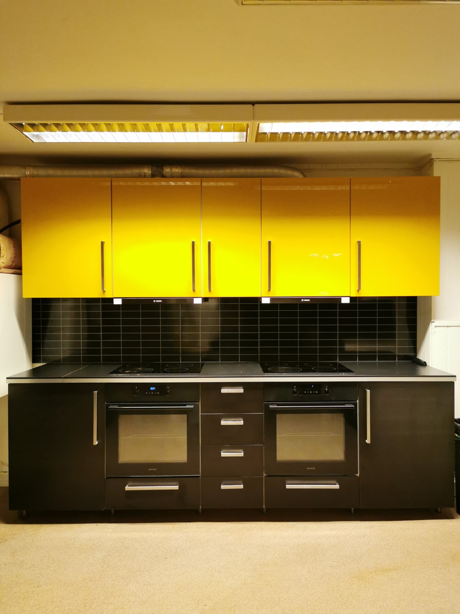 Kjøkken i underetasjen Galleribilde