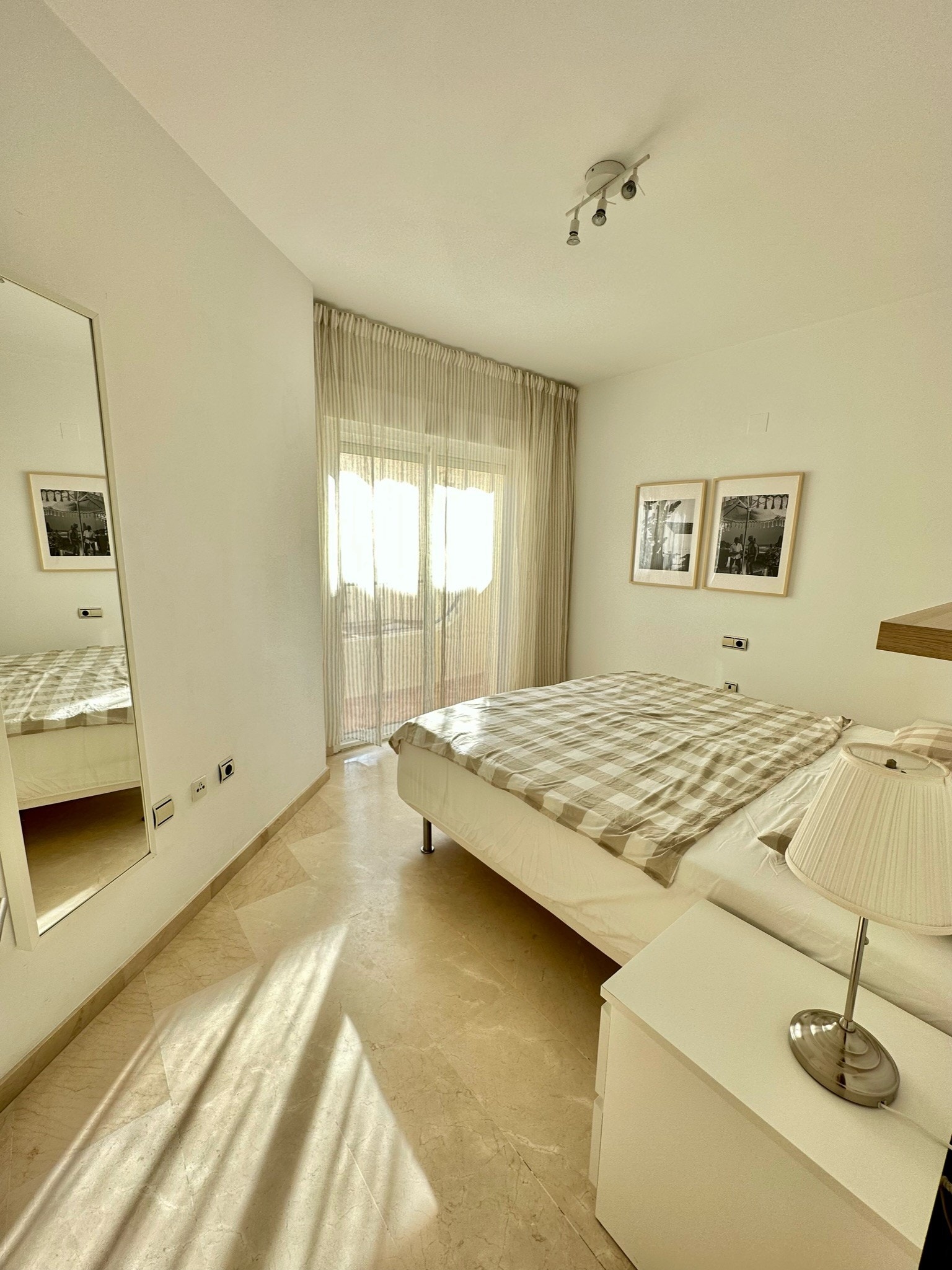 Soverom 4 Galleribilde