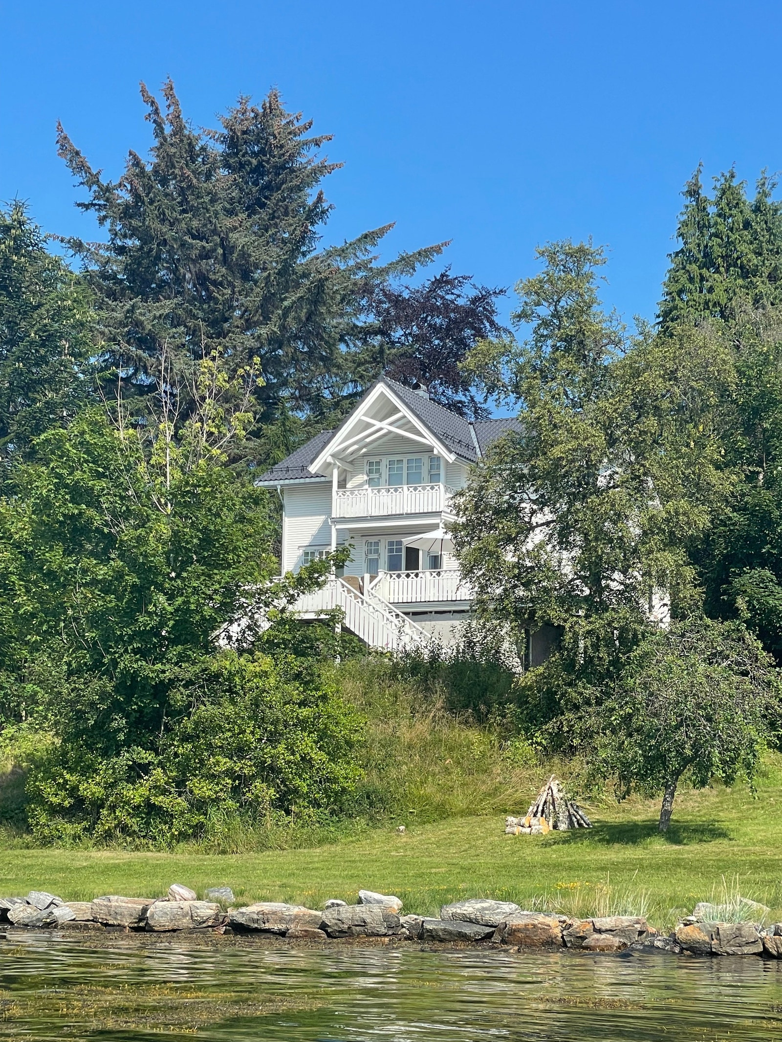 Lerkehaugen Galleribilde