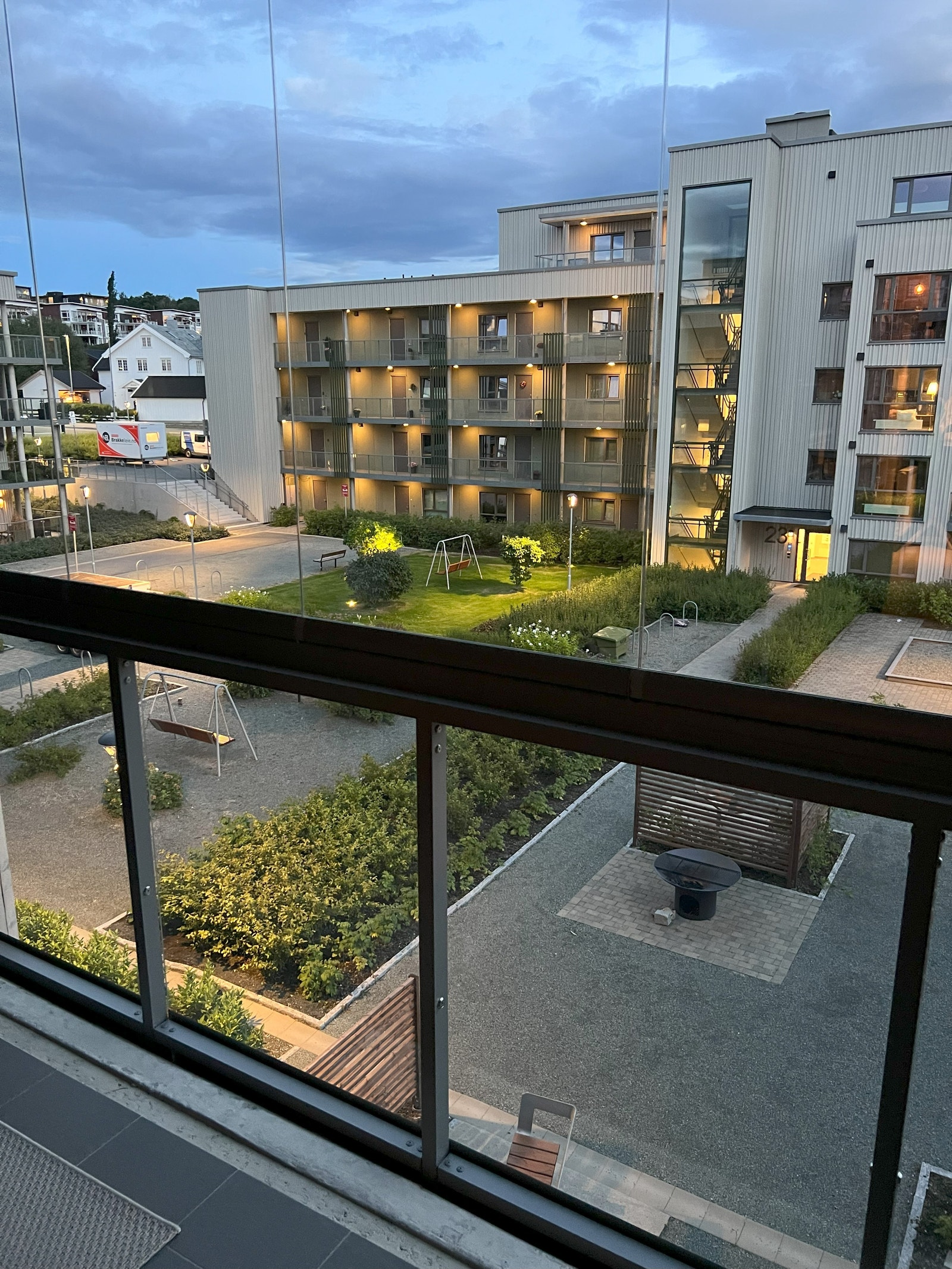 Utsikt fra balkong Galleribilde