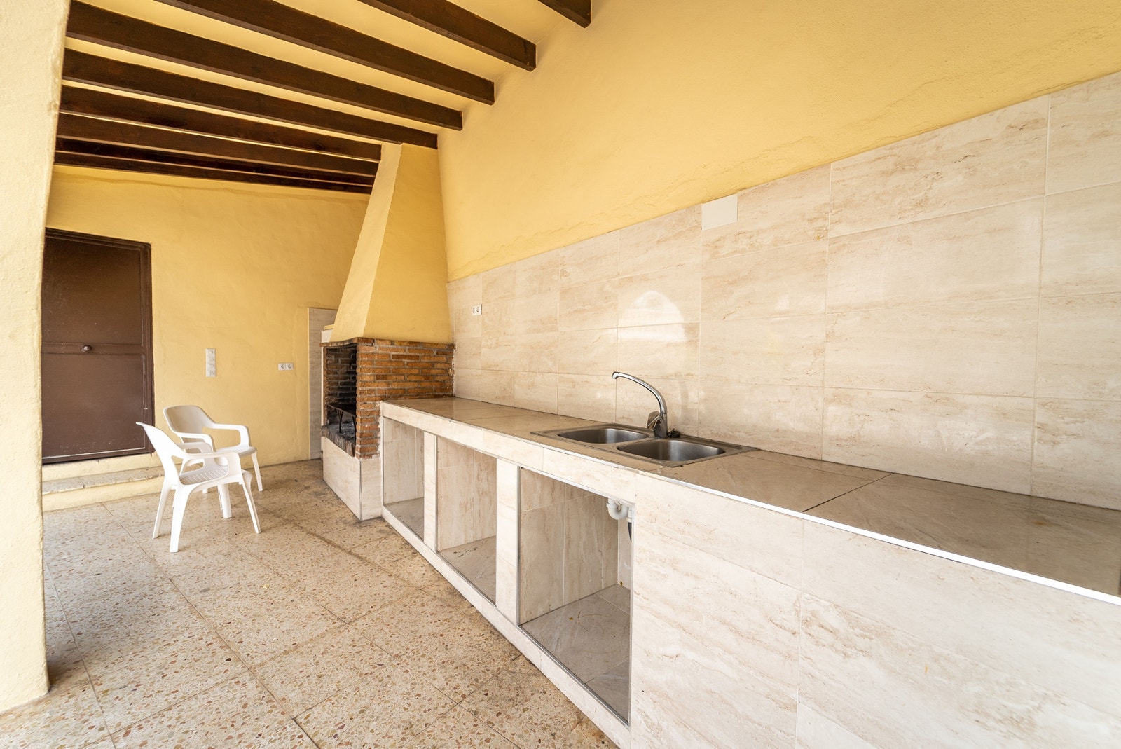 utekjøkken med grill Galleribilde