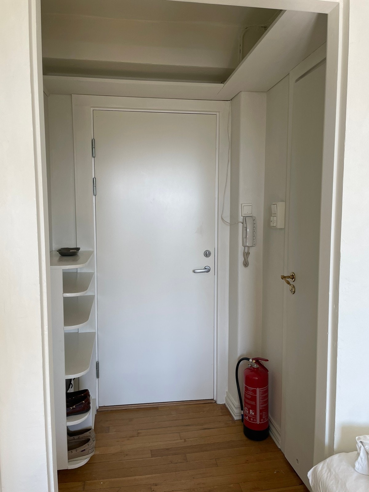 Smarte oppbevaringsløsninger i gangen Galleribilde