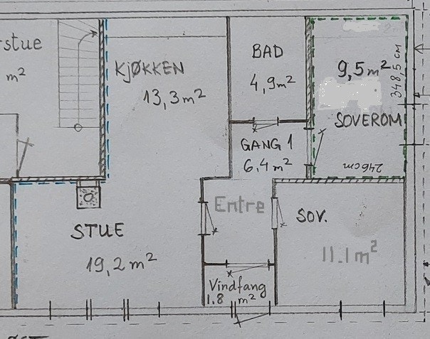 Plantegning for leiligheten (området avmerket med stiplet farget linje) Galleribilde