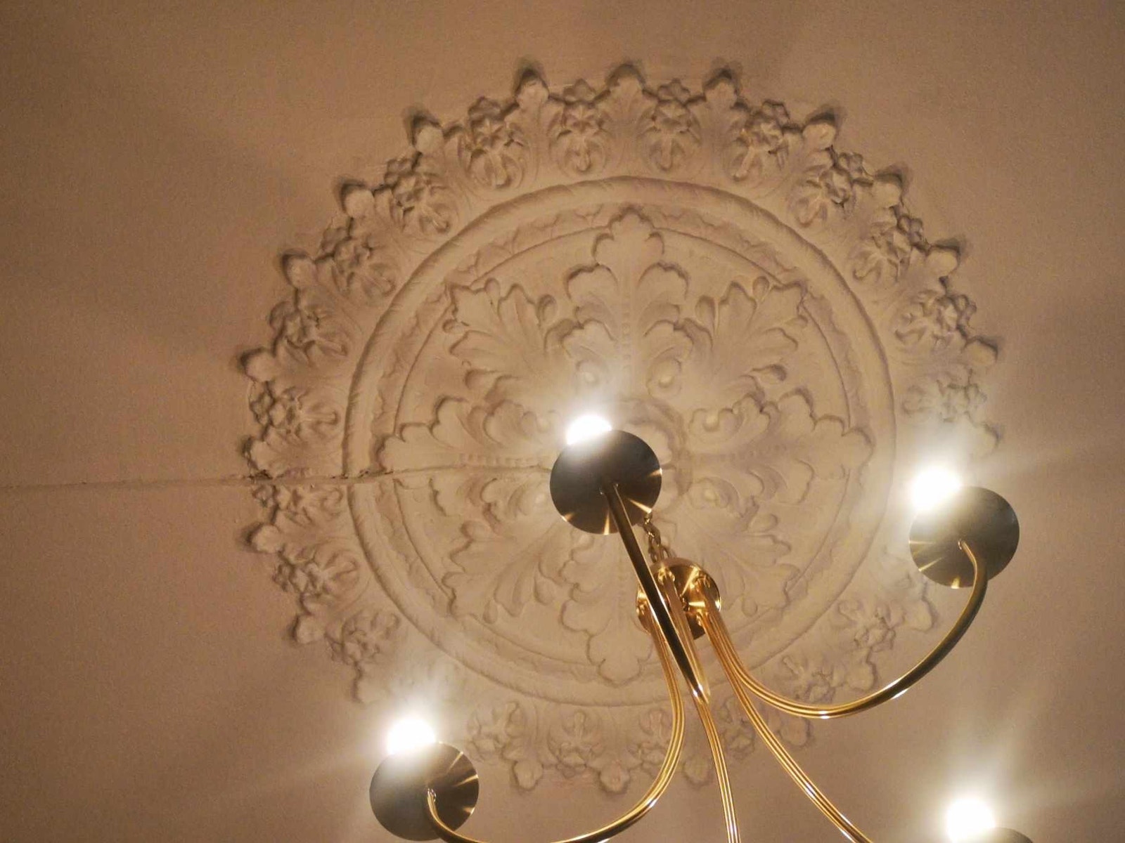 Sjeldent flotte stukatur i taket Galleribilde