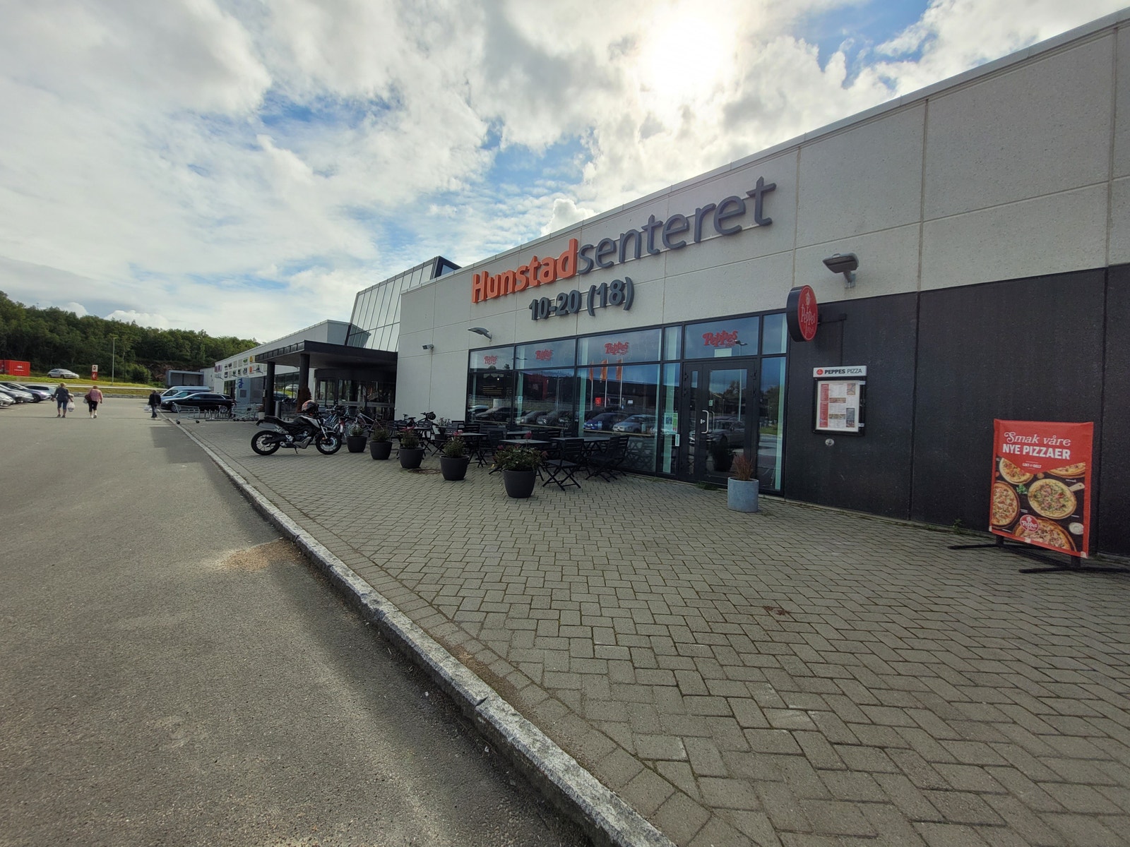 Hunstadsenteret like i nærheten Galleribilde