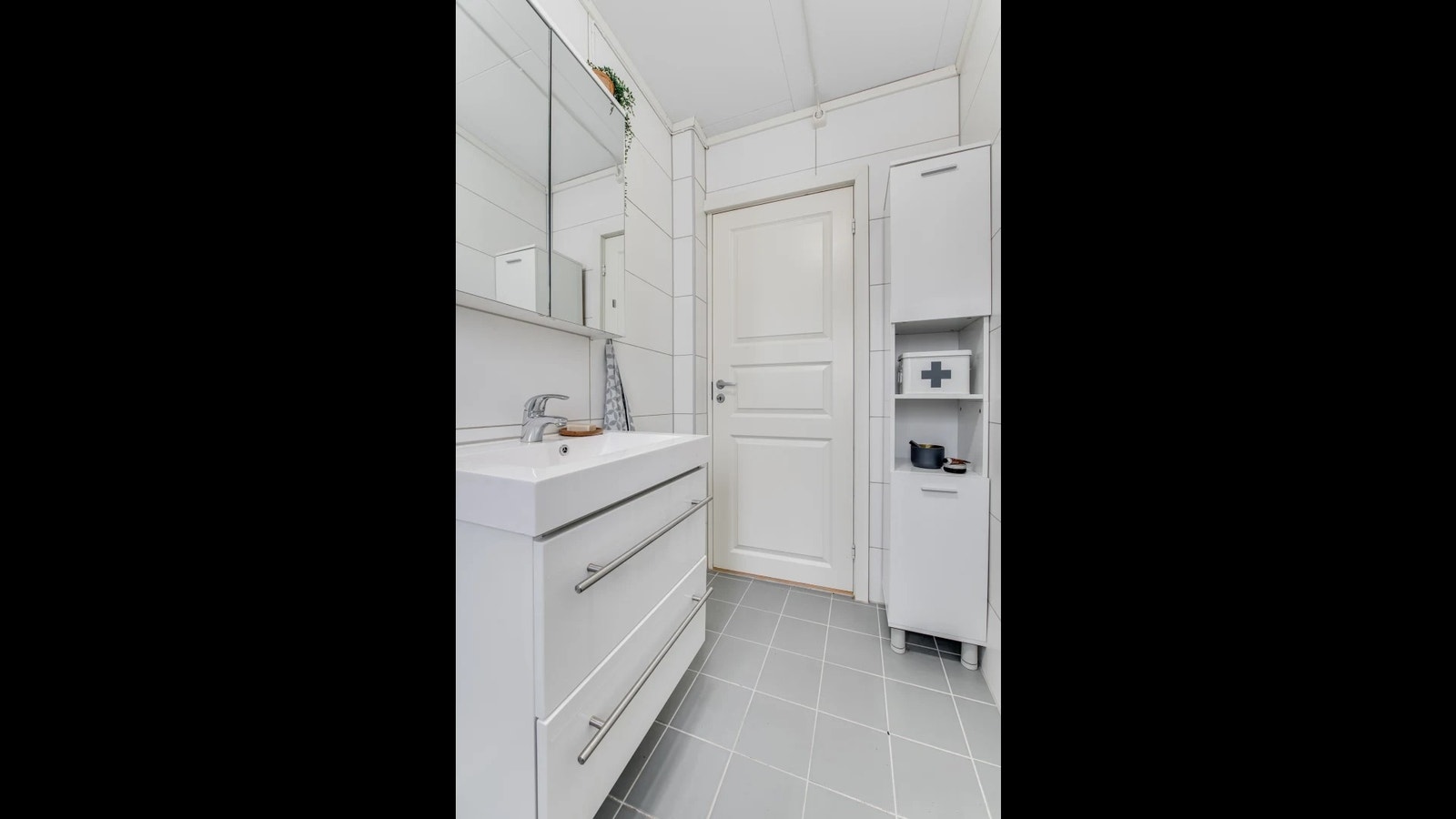 Flislagt bad med varmekabler Galleribilde