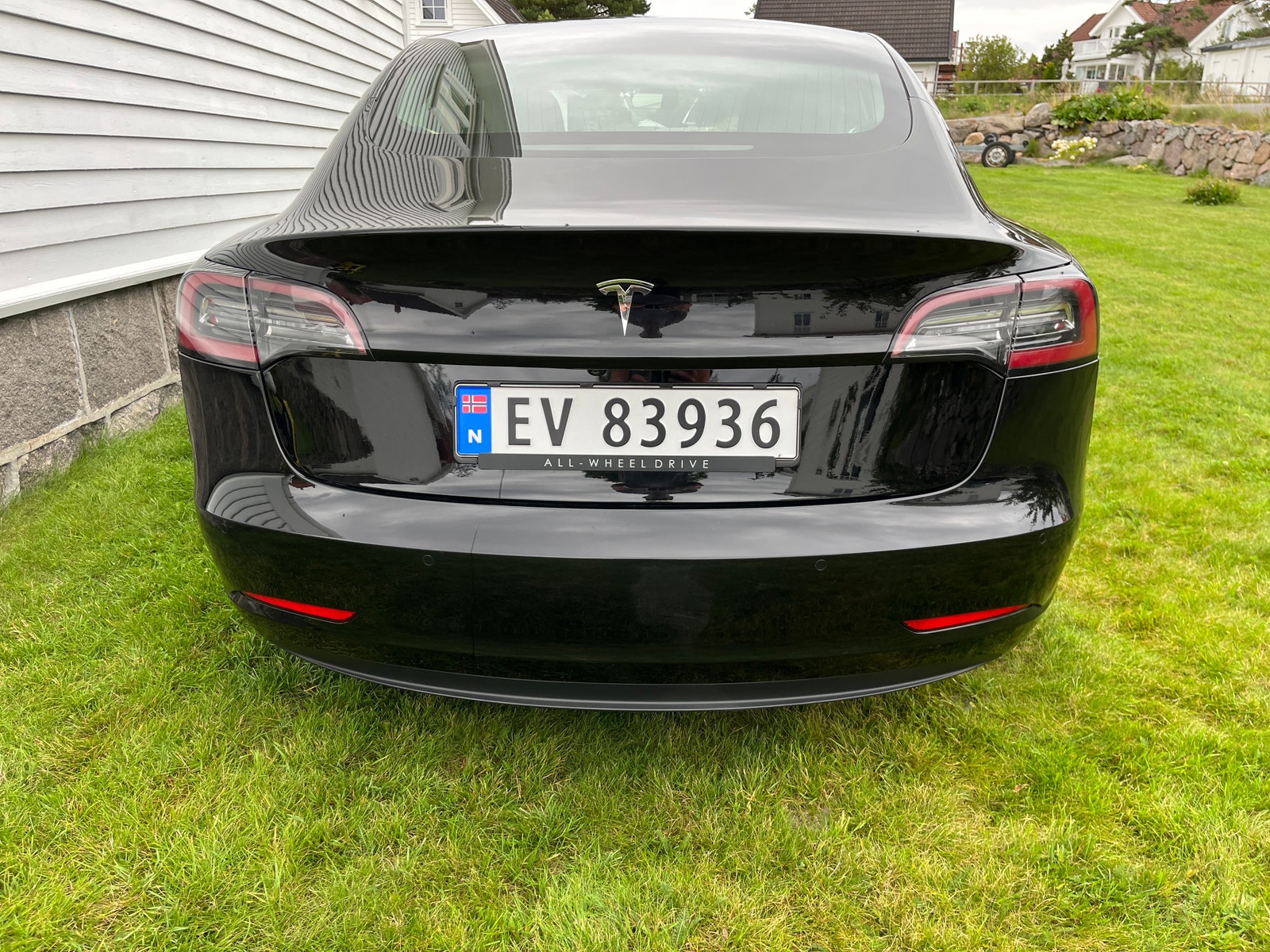 Tesla Model 3 9