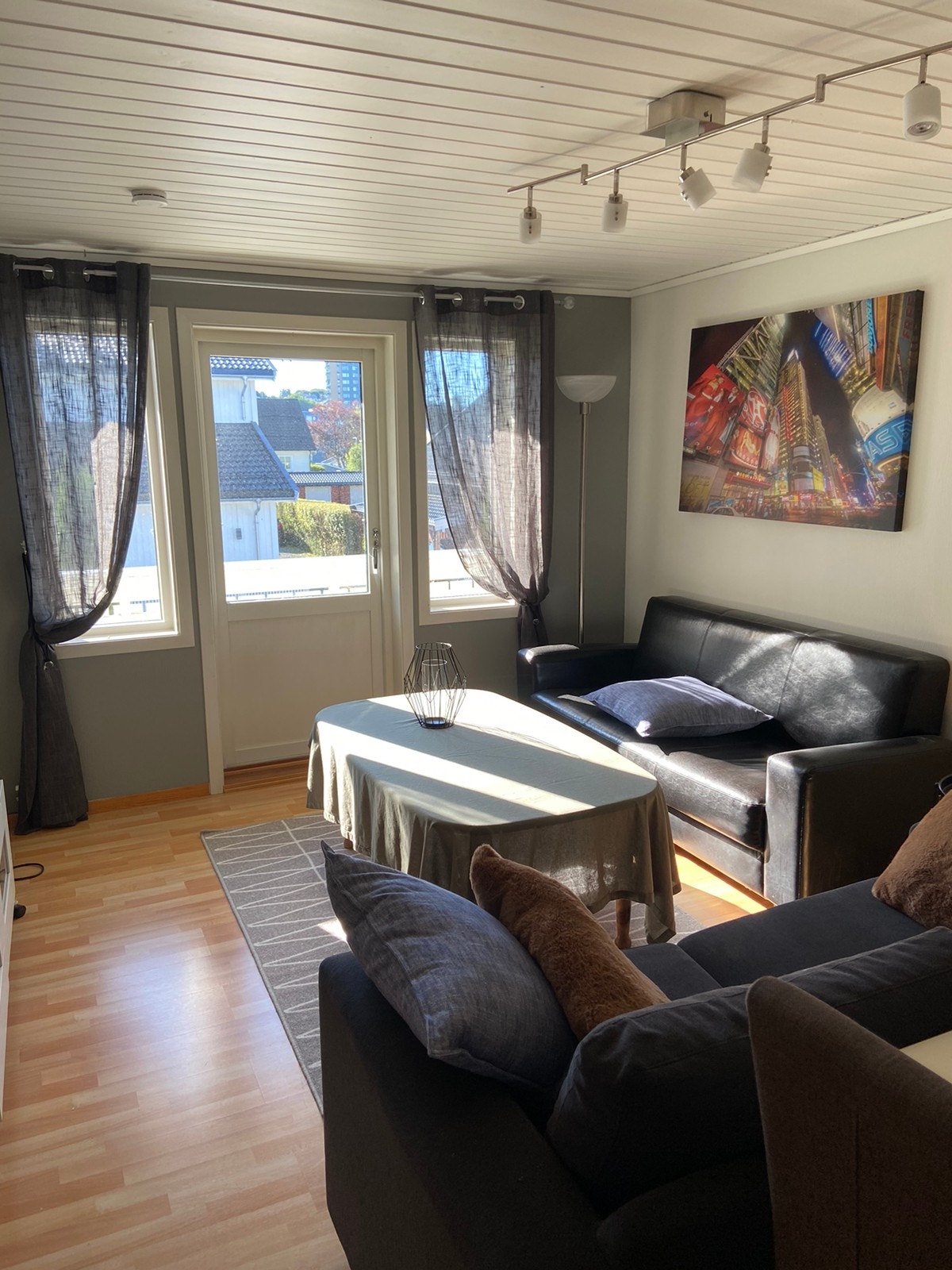 Sofadel av 35 kvm fellesrom 3+2 Galleribilde