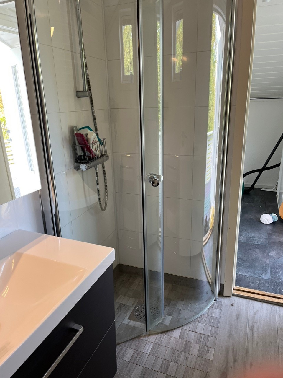 Bad /dusjsone Galleribilde