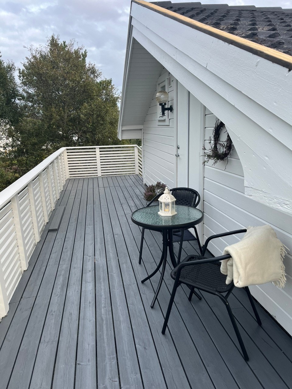 Egen stor/solrik terrasse Galleribilde