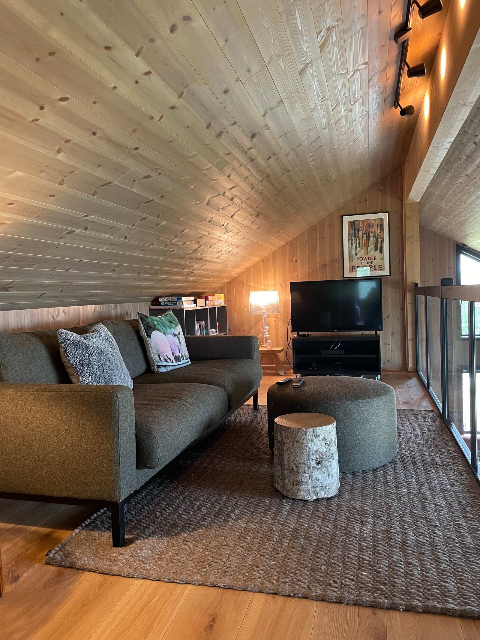 TV stue 2. etasje Galleribilde