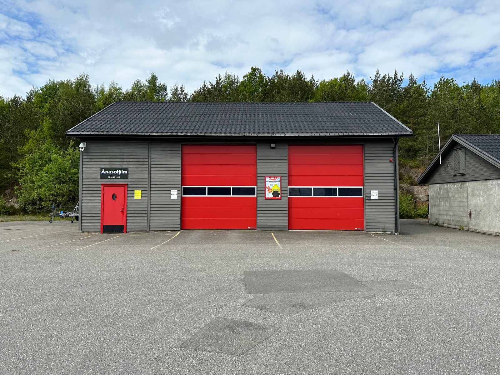 2 storehaller som idag blir brukt monteringshaller Galleribilde