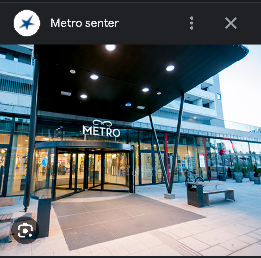 Metro senter 18 min gåavstand. Galleribilde