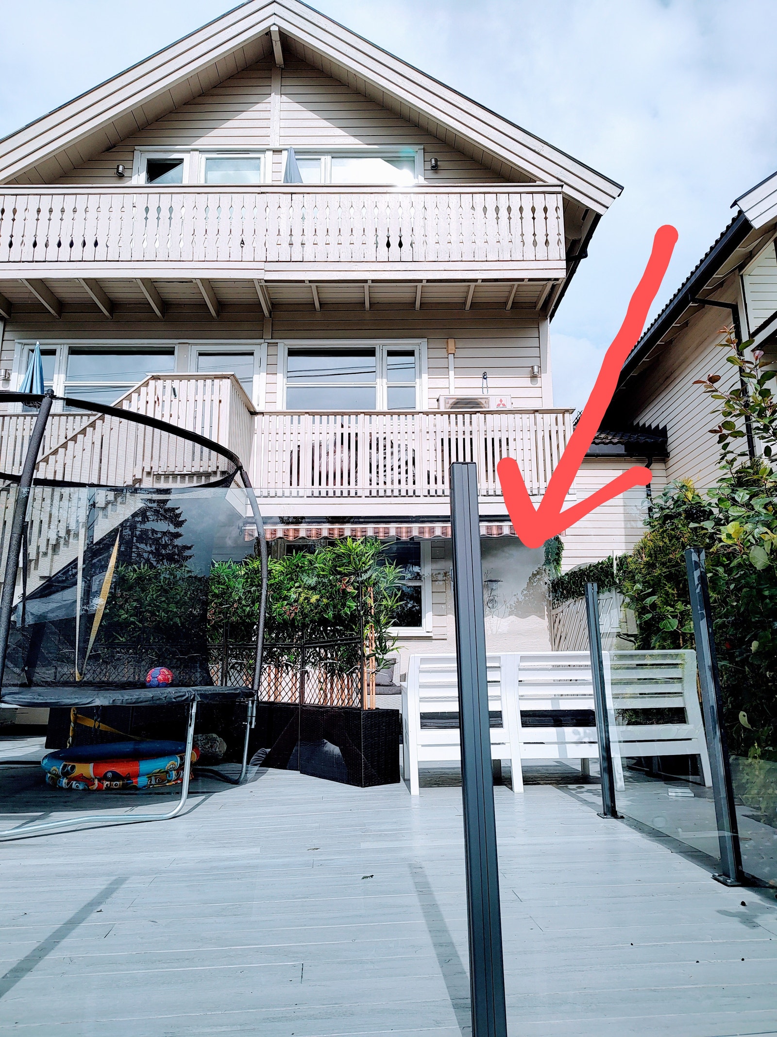 Hybel sett uten i fra Galleribilde