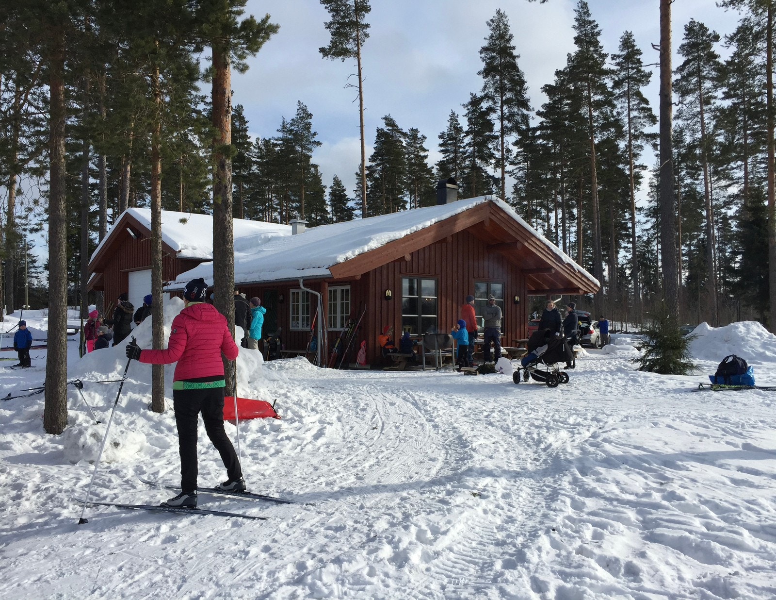 skihytta på Leirsund Galleribilde