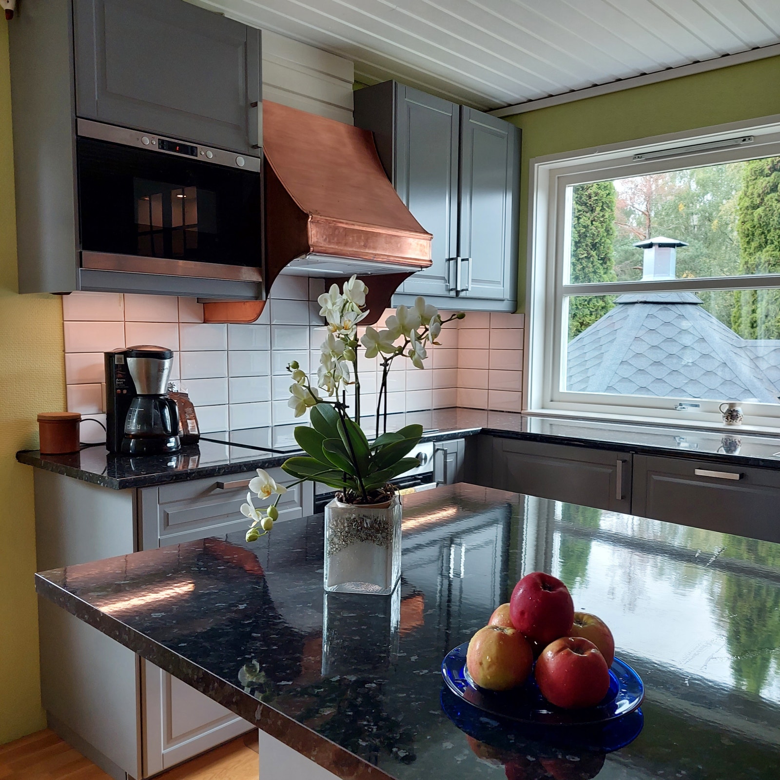 Her kan mye god mat lages for familien og gjestene Galleribilde